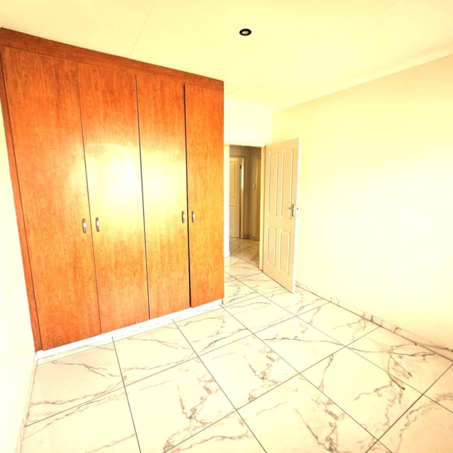 To Let 3 Bedroom Property for Rent in Safari Gardens North West